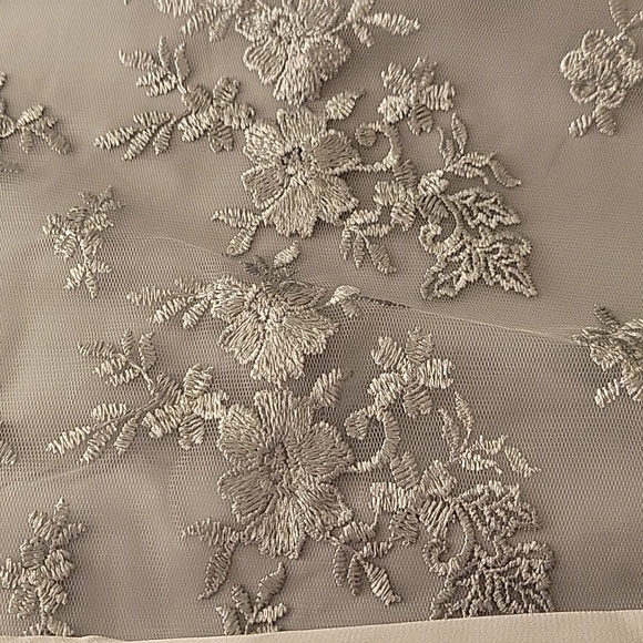 Mother of bride/grandmother dress - Picture 3 of 5